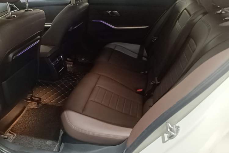Used BMW 3 Series 2020 Restyled 325Li M Sport Package Left Rear Seat