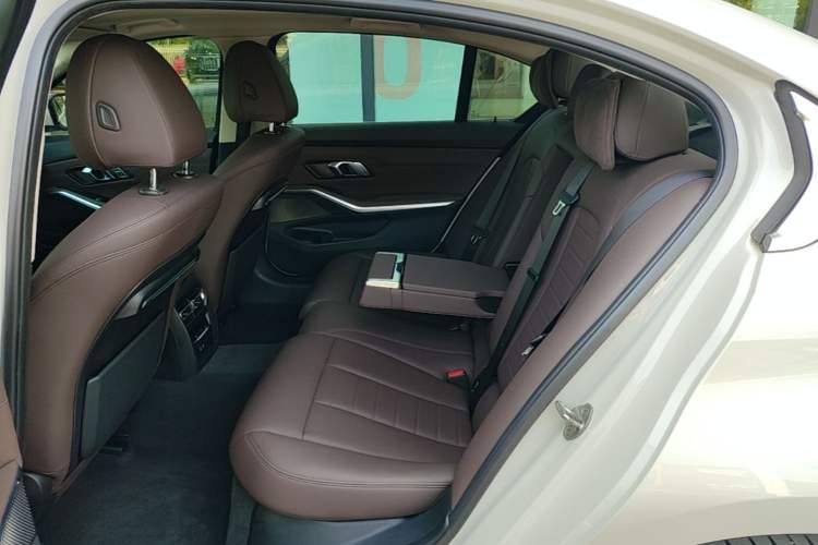 Used BMW 3 Series 2020 Restyled 325Li M Sport Package Left Rear Seat