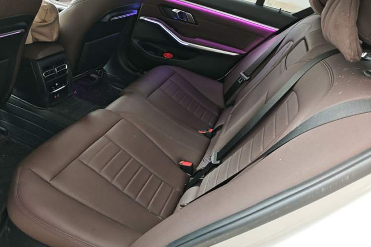 Used BMW 3 Series 2020 320Li M Sport Package Left Rear Seat