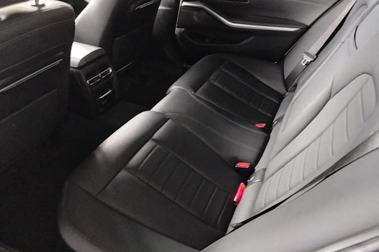Used BMW 3 Series 2020 325Li M Sport Package Left Rear Seat