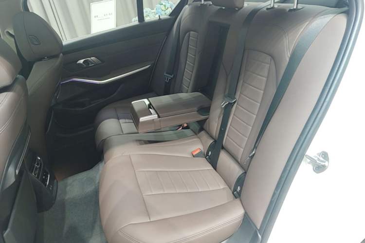 Used BMW 3 Series 2020 Restyled 325Li M Sport Package Left Rear Seat