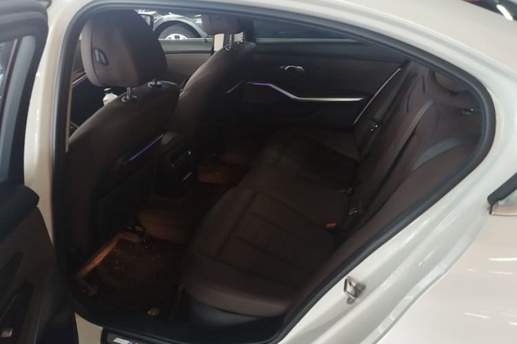 Used BMW 3 Series 2020 Restyled 325Li M Sport Package Left Rear Seat
