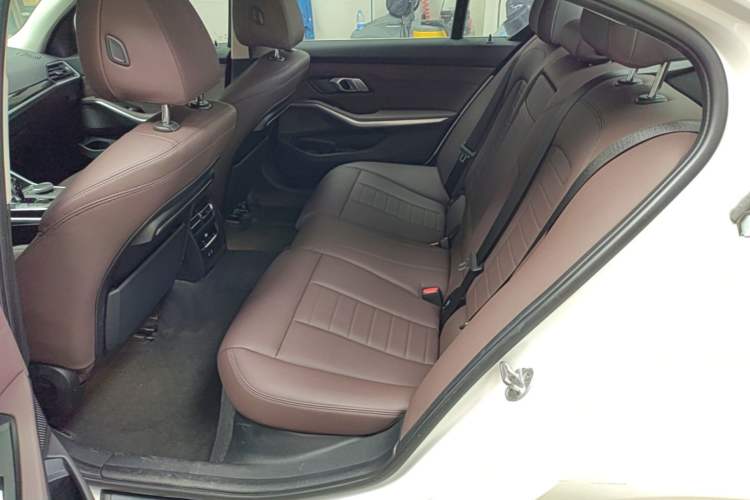 Used BMW 3 Series 2020 320Li M Sport Package Left Rear Seat