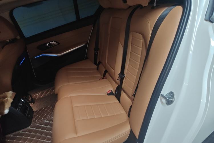 Used BMW 3 Series 2020 Restyled 325Li M Sport Package Left Rear Seat