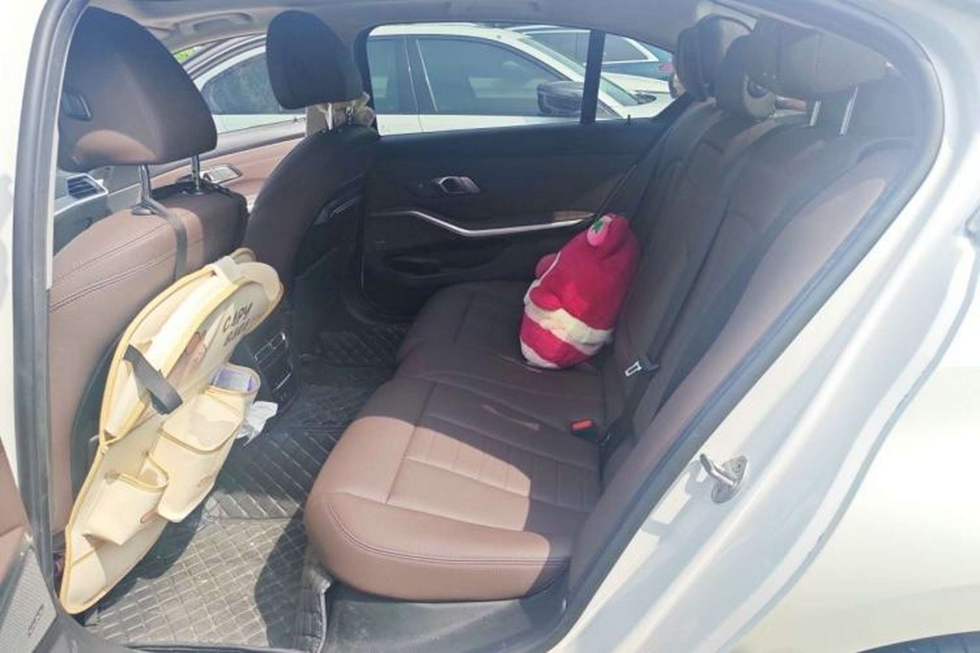 Used BMW 3 Series 2020 Facelifted 325Li M Sport Night Edition Package Left Rear Seat