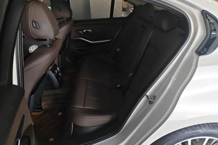 Used BMW 3 Series 2020 320i Sport Package Left Rear Seat