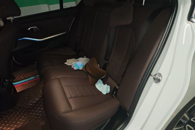 Used BMW 3 Series 2020 Restyled 325Li M Sport Package Left Rear Seat