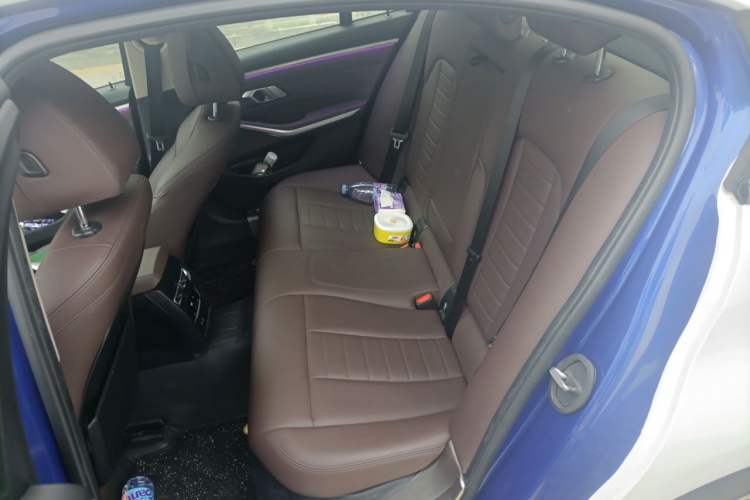 Used BMW 3 Series 2020 325i M Sport Night Edition package Left Rear Seat