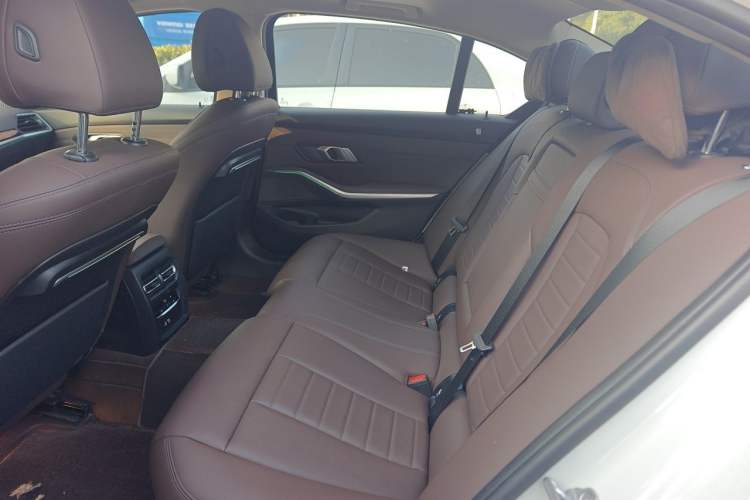 Used BMW 3 Series 2020 325Li First Edition Left Rear Seat