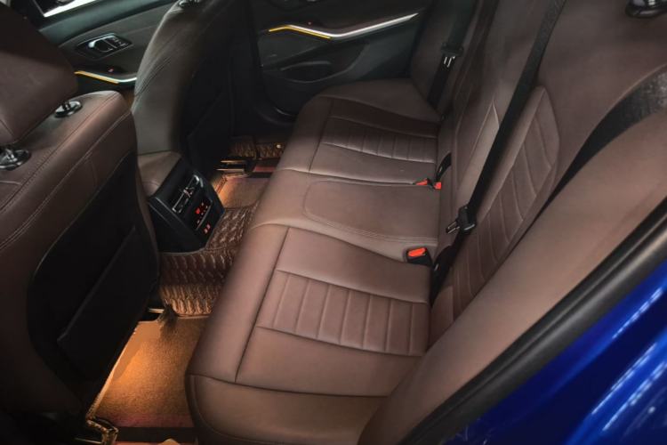 Used BMW 3 Series 2020 Restyled 325i M Sport Night Edition Package Left Rear Seat