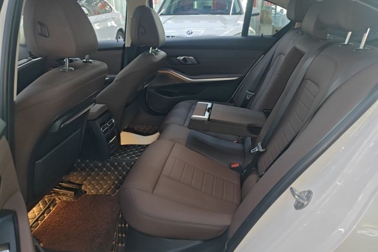 Used BMW 3 Series 2020 Restyled 325Li M Sport Package Left Rear Seat