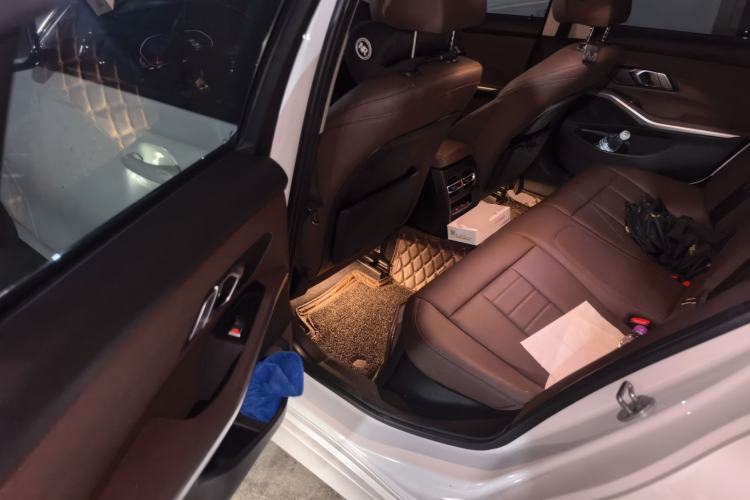 Used BMW 3 Series 2020 320i Sport Package Left Rear Seat