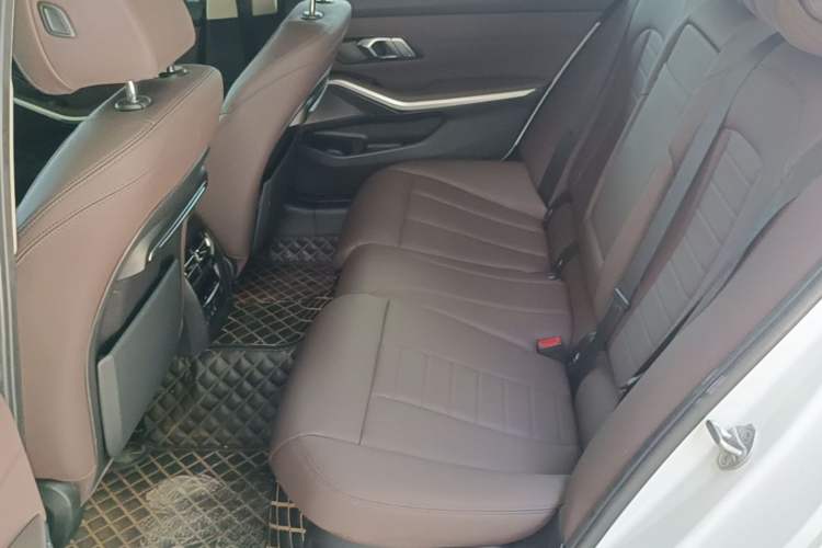 Used BMW 3 Series 2020 Restyled 325Li M Sport Package Left Rear Seat
