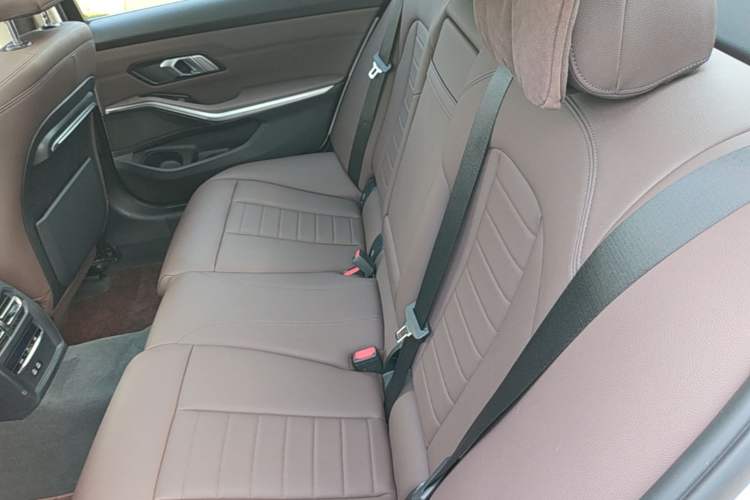 Used BMW 3 Series 2020 Restyled 325Li M Sport Package Left Rear Seat