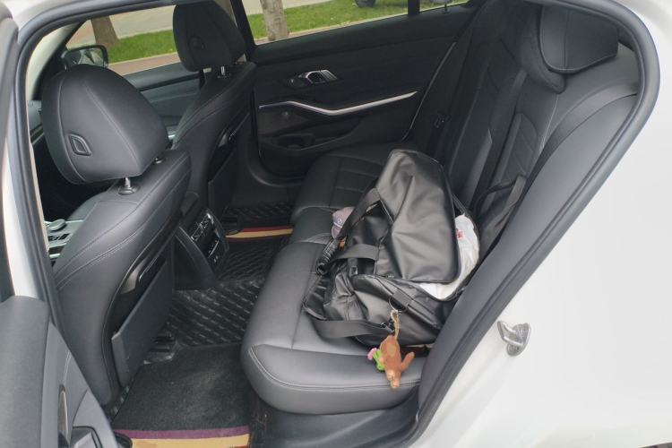 Used BMW 3 Series 2020 Restyled 325Li M Sport Package Left Rear Seat