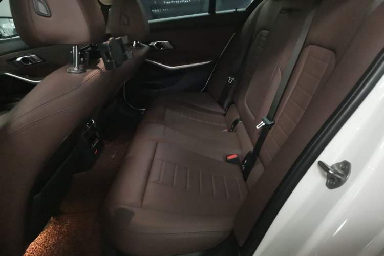 Used BMW 3 Series 2020 320i Sport Package Left Rear Seat