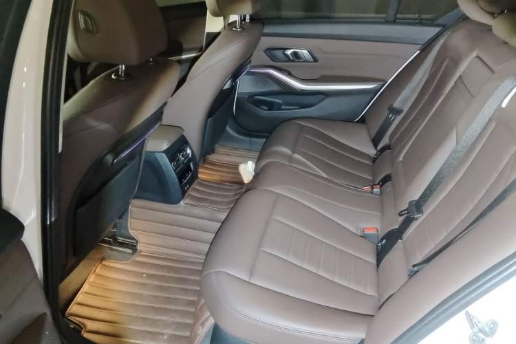 Used BMW 3 Series 2020 Restyled 325Li M Sport Package Left Rear Seat
