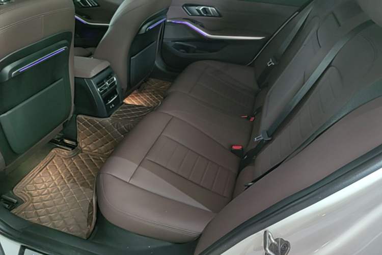 Used BMW 3 Series 2020 Restyled 325Li M Sport Package Left Rear Seat