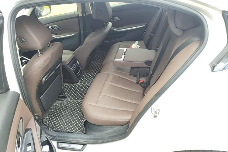 Used BMW 3 Series 2020 325Li M Sport Night Edition Package Left Rear Seat