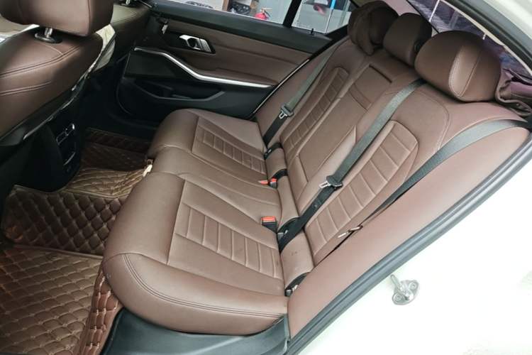 Used BMW 3 Series 2020 325Li First Edition Left Rear Seat