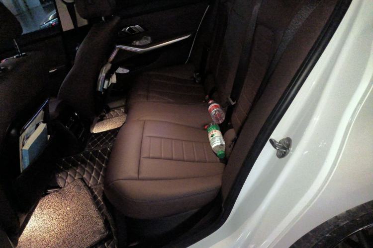 Used BMW 3 Series 2020 Restyled 325Li M Sport Package Left Rear Seat