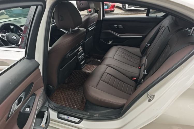 Used BMW 3 Series 2020 Restyled 325Li M Sport Package Left Rear Seat