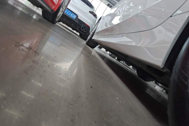 Used BMW 3 Series 2020 325Li First Edition Left Side Sill
