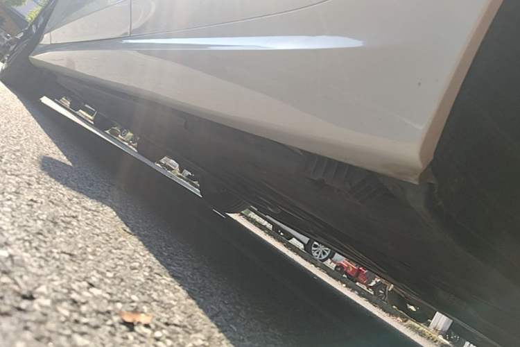 Used BMW 3 Series 2020 320Li M Sport Package Left Side Sill