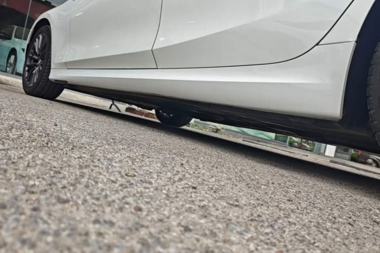 Used BMW 3 Series 2020 Facelifted 325Li M Sport Night Edition Package Left Side Sill