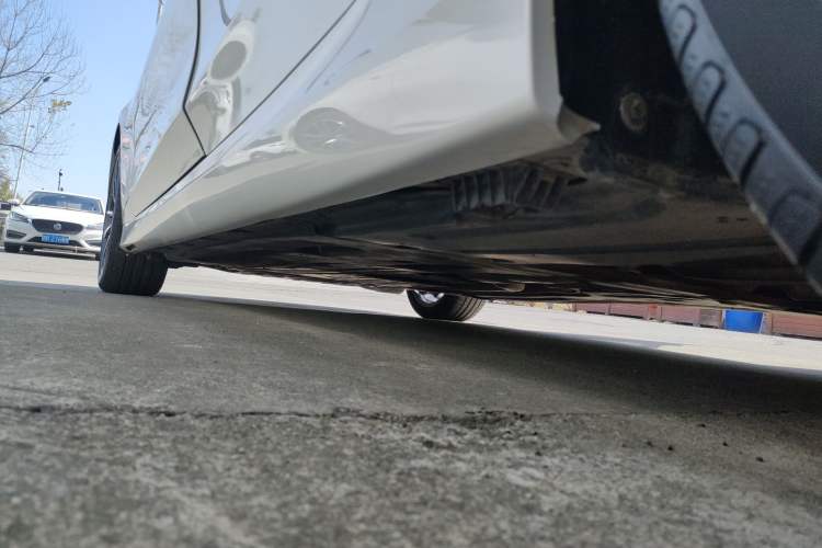 Used BMW 3 Series 2020 Restyled 325Li M Sport Package Left Side Sill