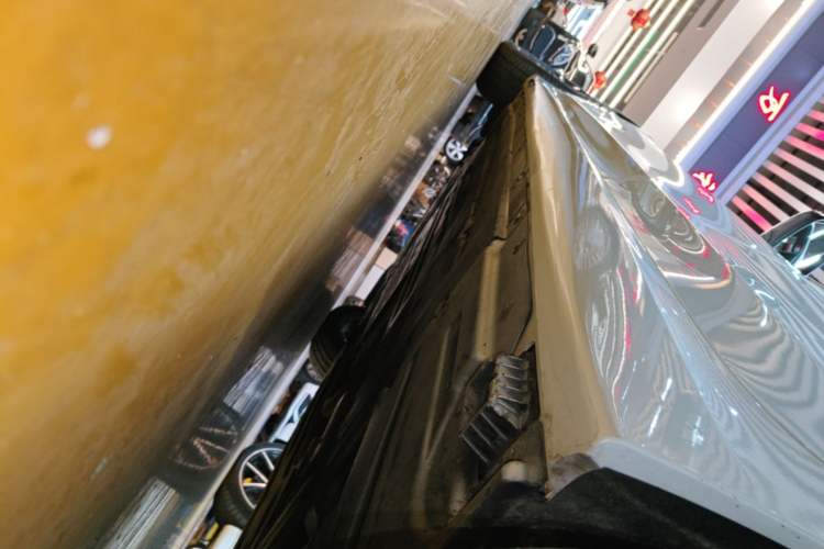 Used BMW 3 Series 2020 325Li M Sport Night Edition Package Left Side Sill