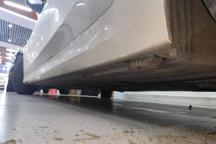 Used BMW 3 Series 2020 325Li First Edition Left Side Sill