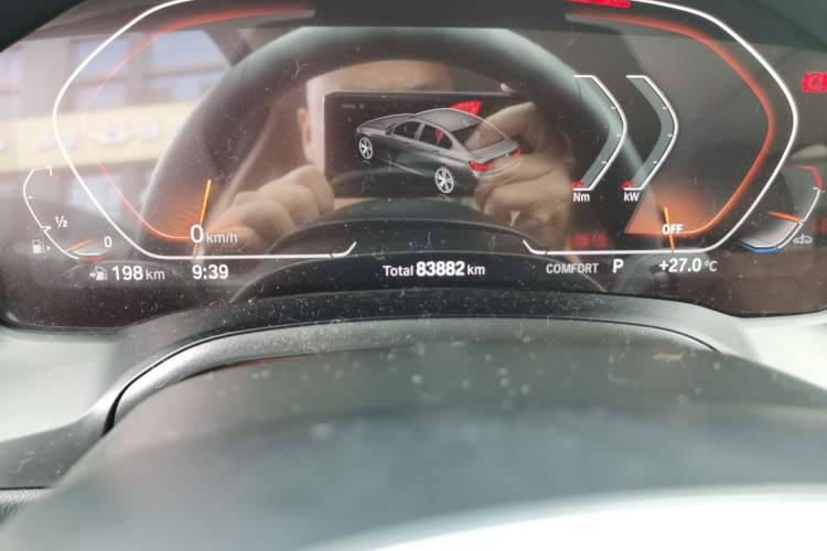 Used BMW 3 Series 2020 320Li M Sport Package Odometer Close Up