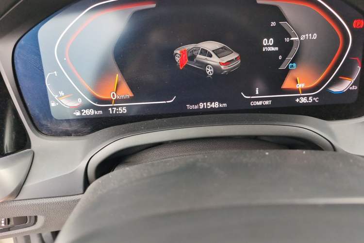 Used BMW 3 Series 2020 325i M Sport Package Odometer Close Up