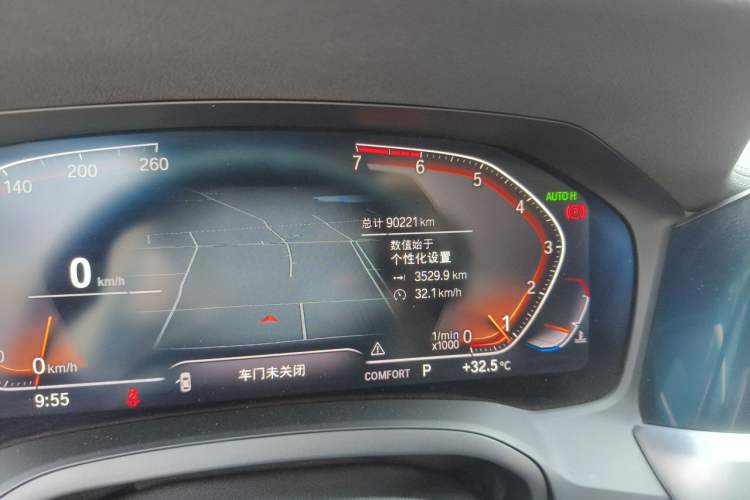 Used BMW 3 Series 2020 325Li M Sport Package Odometer Close Up