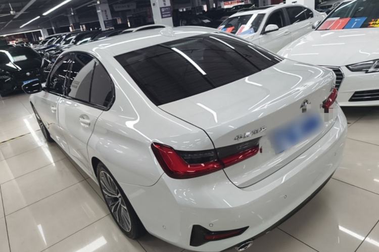 Used BMW 3 Series 2020 320i Sport Package Rear Left 45 Deg