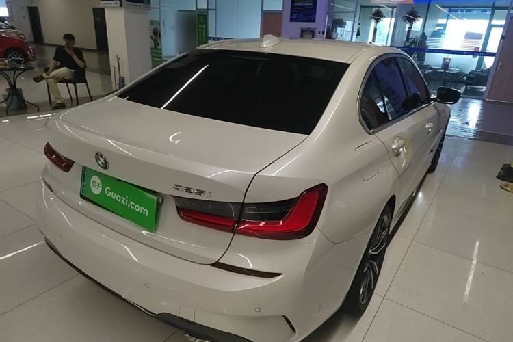 Used BMW 3 Series 2020 Facelifted 325i M Sport Package Rear Right 45 Deg