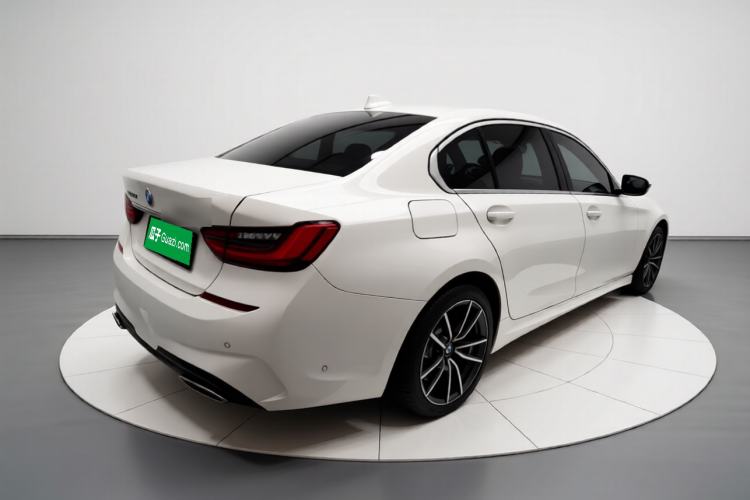 Used BMW 3 Series 2020 325Li M Sport Package Rear Right 45 Deg