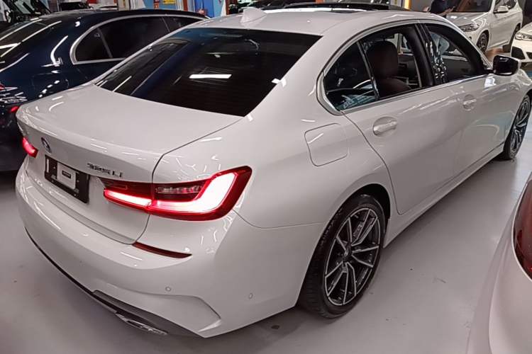 Used BMW 3 Series 2020 Restyled 325Li M Sport Package Rear Right 45 Deg