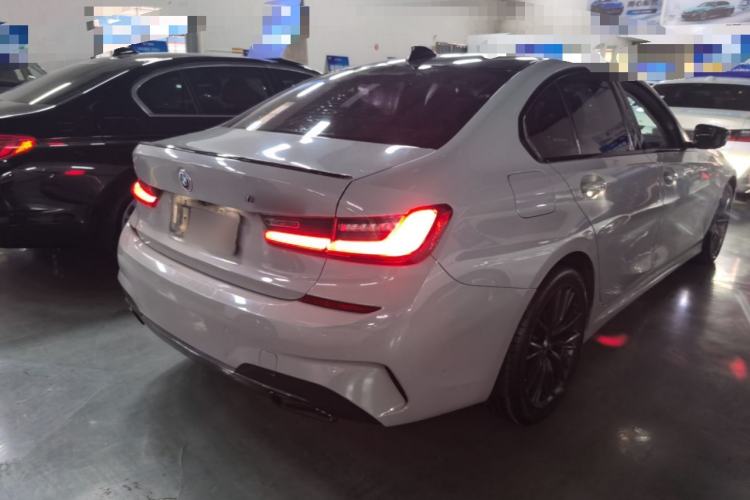 Used BMW 3 Series 2020 Restyled 325i M Sport Night Edition Package Rear Right 45 Deg