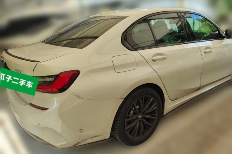 Used BMW 3 Series 2020 330i M Sport Night Edition Rear Right 45 Deg