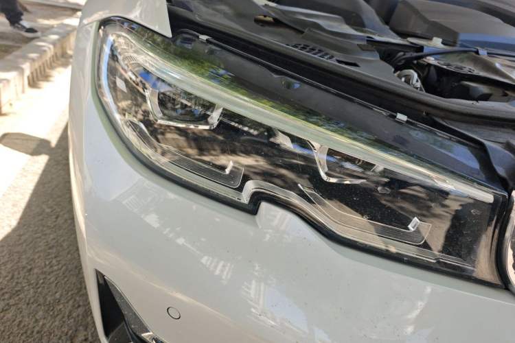 Used BMW 3 Series 2020 325Li First Edition Right Front Headlight