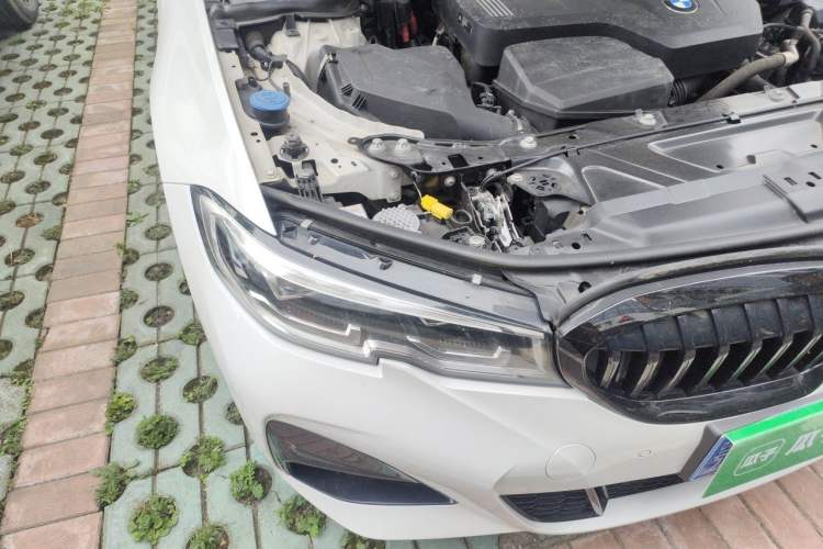 Used BMW 3 Series 2020 Facelifted 325Li M Sport Night Edition Package Right Front Headlight