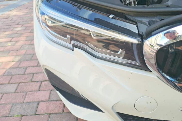 Used BMW 3 Series 2020 Facelifted 325i M Sport Package Right Front Headlight