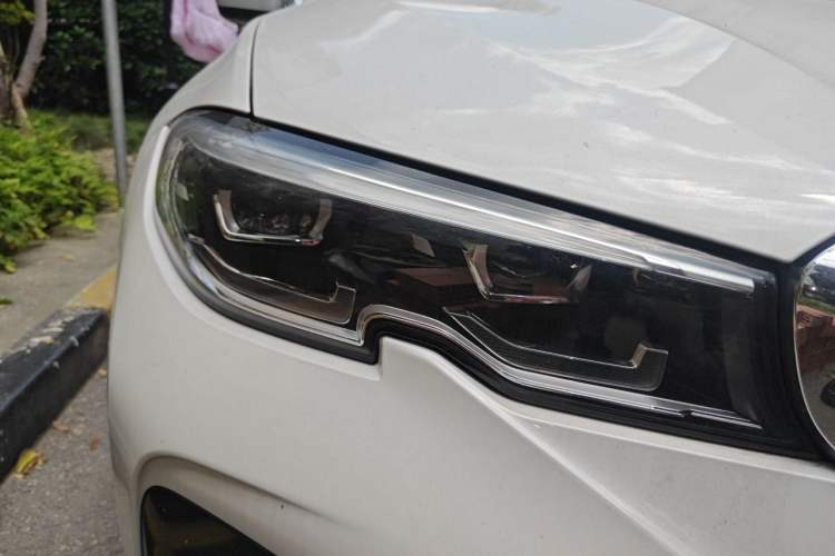Used BMW 3 Series 2020 325Li M Sport Package Right Front Headlight