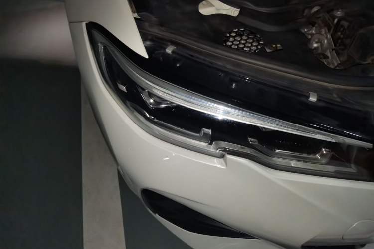 Used BMW 3 Series 2020 325Li M Sport Package Right Front Headlight