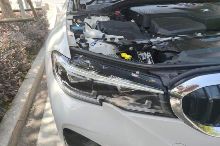 Used BMW 3 Series 2020 325Li M Sport Package Right Front Headlight