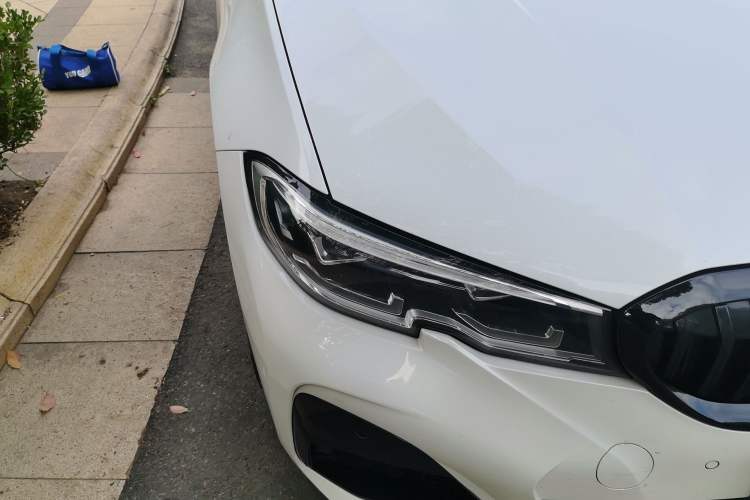 Used BMW 3 Series 2020 Facelifted 325Li M Sport Night Edition Package Right Front Headlight