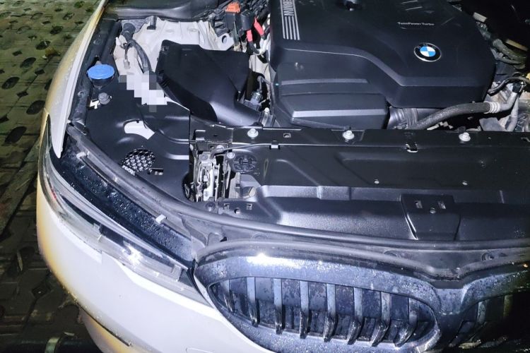 Used BMW 3 Series 2020 325Li First Edition Right Front Headlight