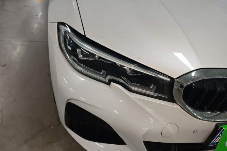 Used BMW 3 Series 2020 Restyled 325Li M Sport Package Right Front Headlight